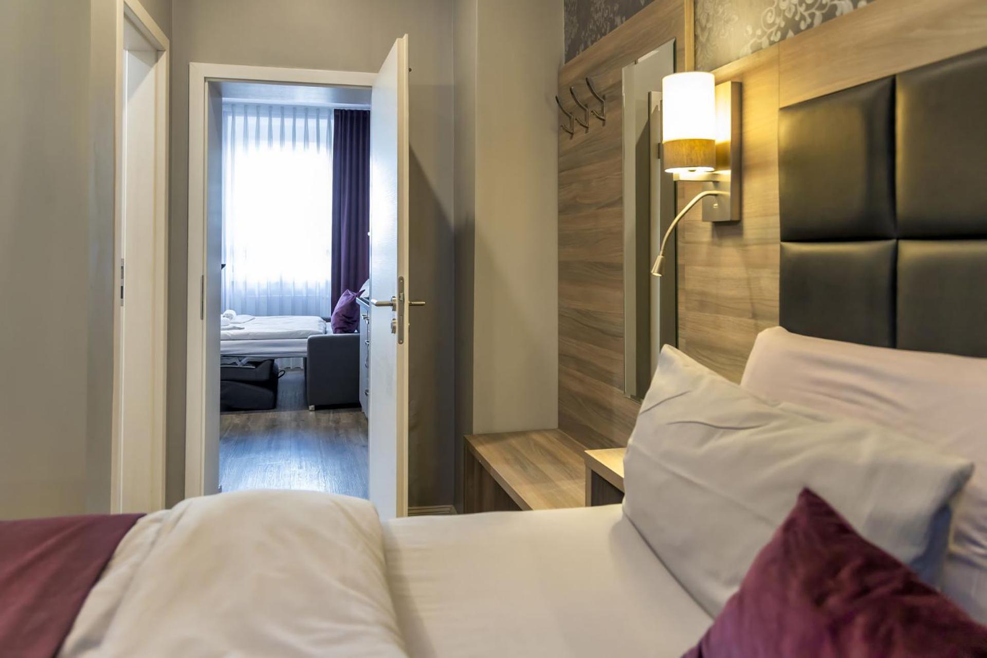 Apartmenthaus Burgenheimat In Rhens Bei Koblenz Extérieur photo