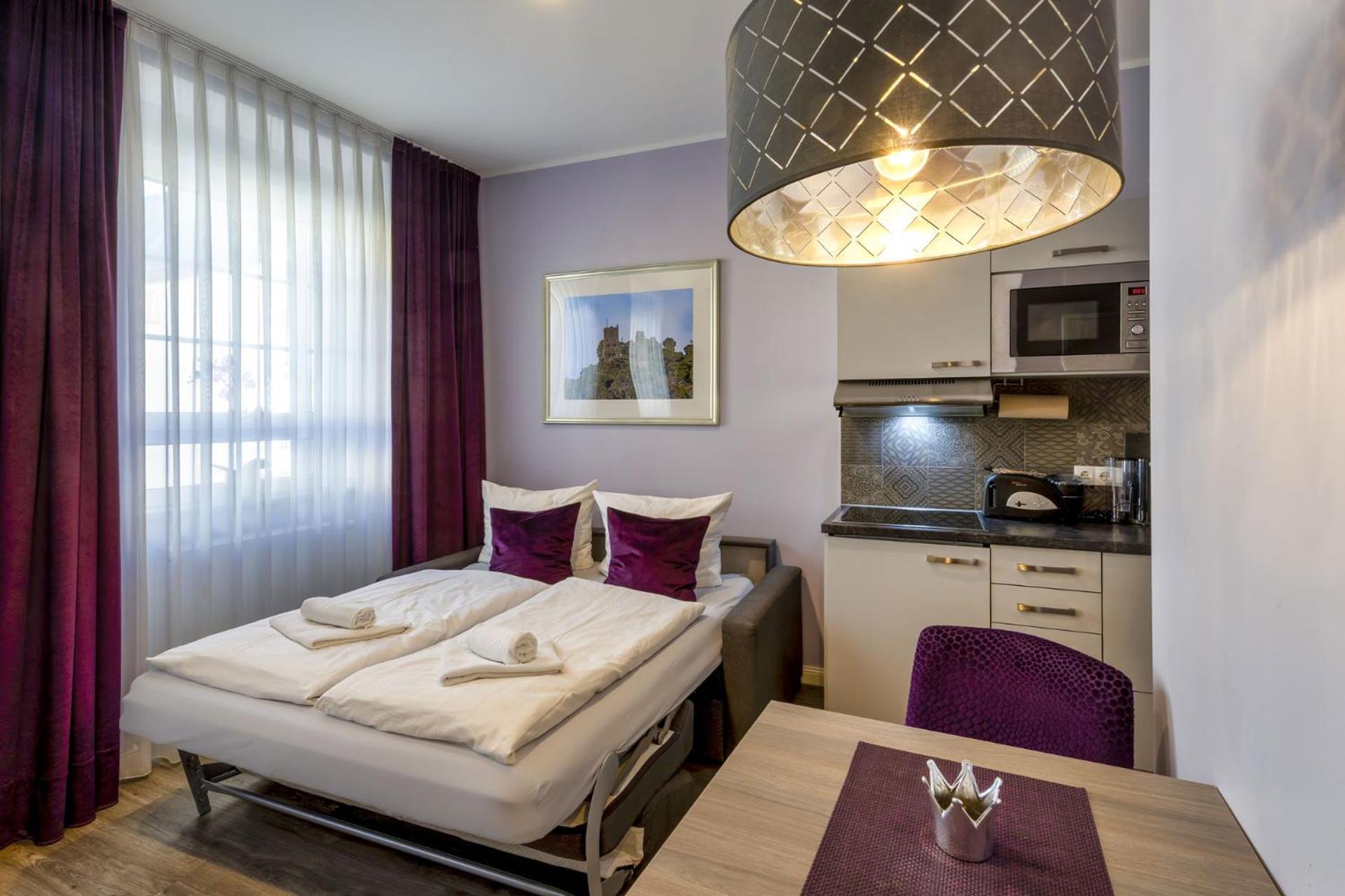 Apartmenthaus Burgenheimat In Rhens Bei Koblenz Extérieur photo