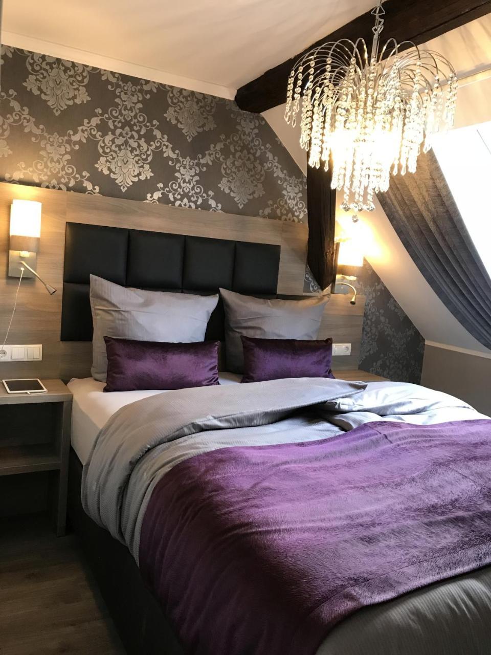 Apartmenthaus Burgenheimat In Rhens Bei Koblenz Extérieur photo