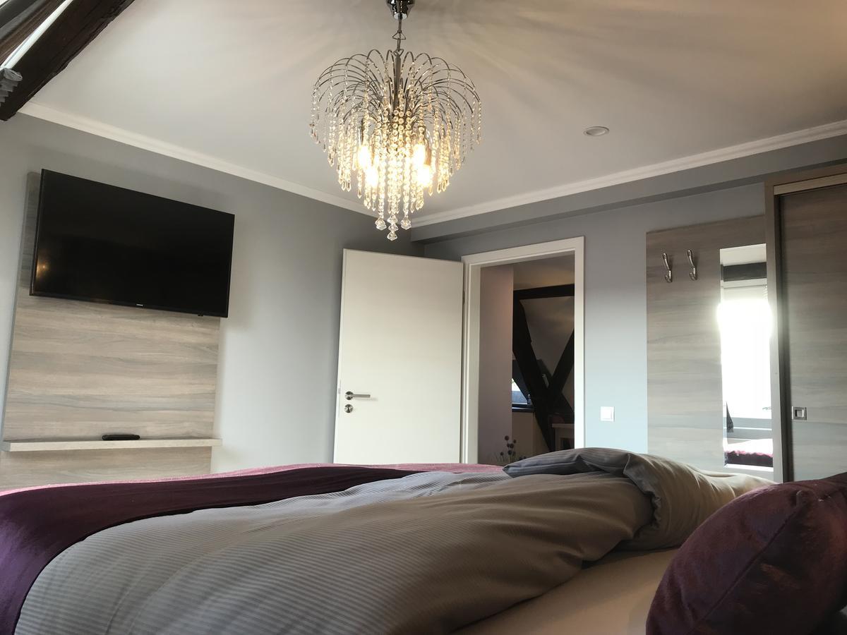 Apartmenthaus Burgenheimat In Rhens Bei Koblenz Extérieur photo