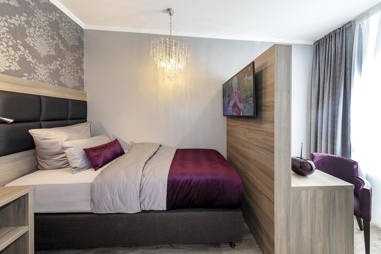 Apartmenthaus Burgenheimat In Rhens Bei Koblenz Extérieur photo