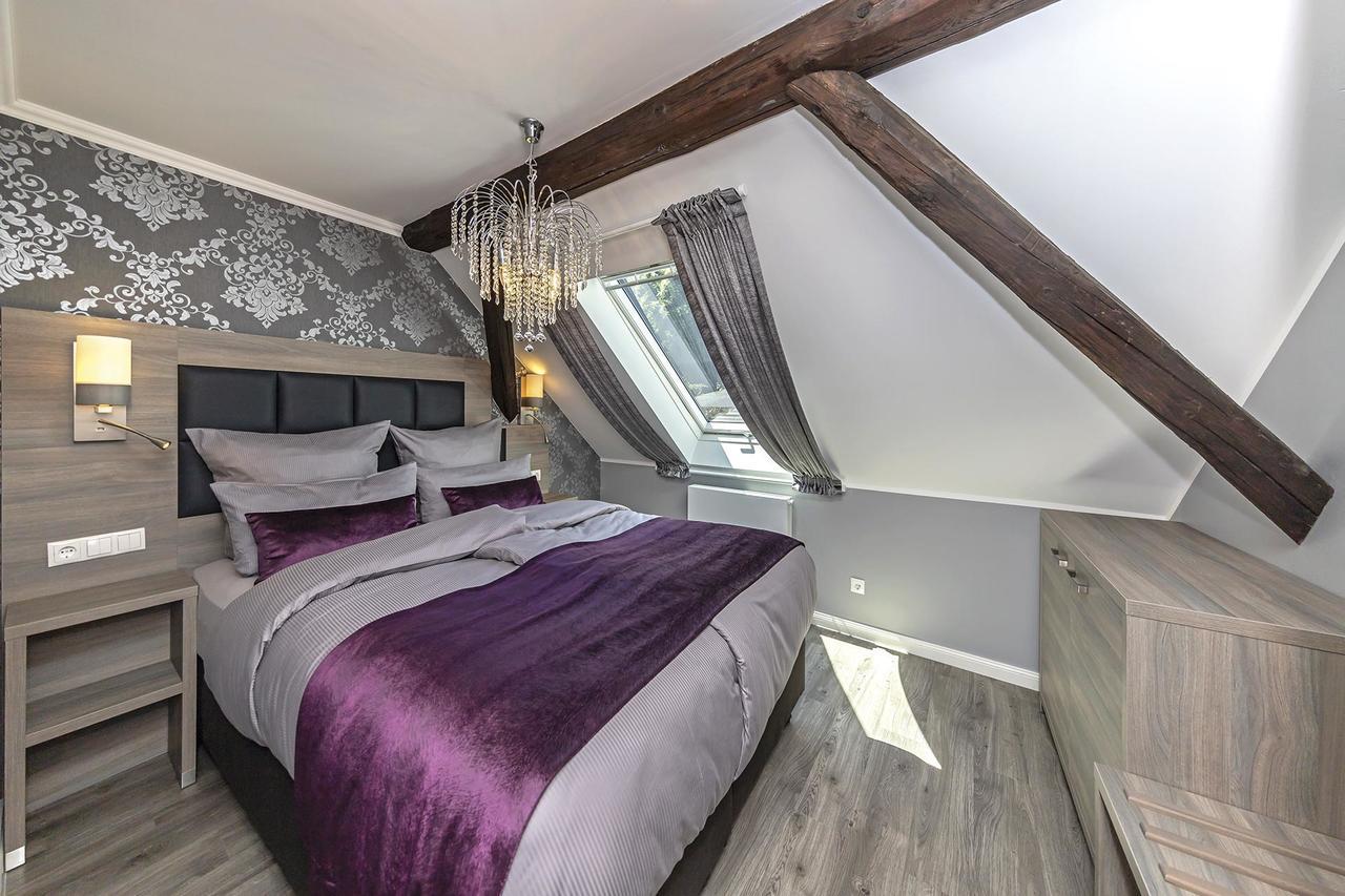 Apartmenthaus Burgenheimat In Rhens Bei Koblenz Extérieur photo